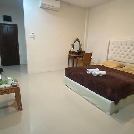 Wl Guesthouse لابوان باجو المظهر الخارجي الصورة