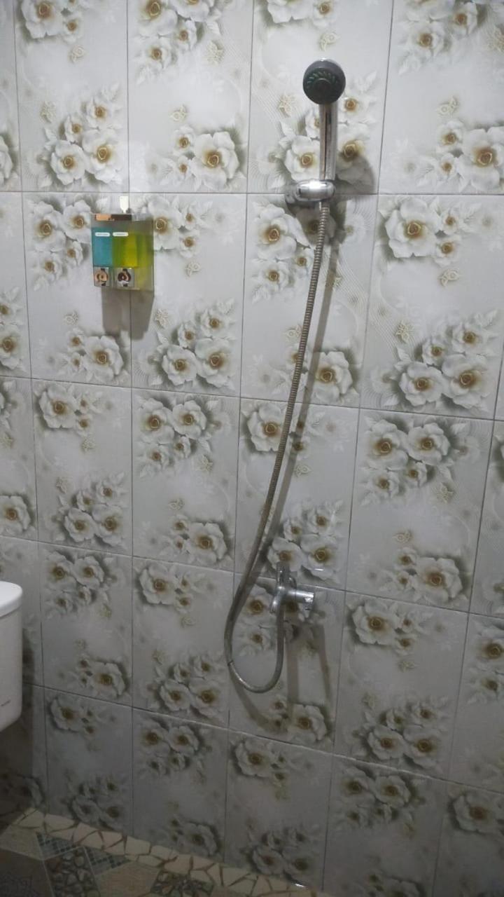 Wl Guesthouse لابوان باجو المظهر الخارجي الصورة