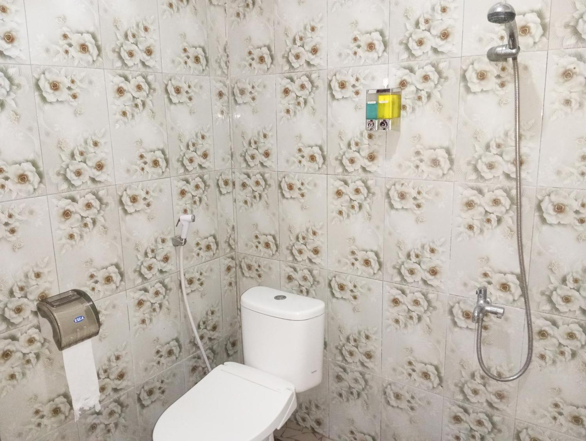 Wl Guesthouse لابوان باجو المظهر الخارجي الصورة